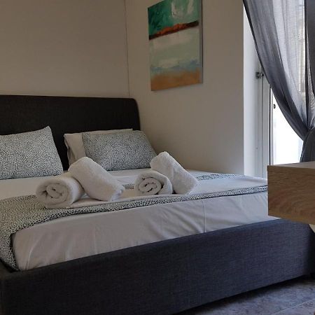 Maisonaitte-Athens Center, 4 Bd, 2 Bath Екстериор снимка